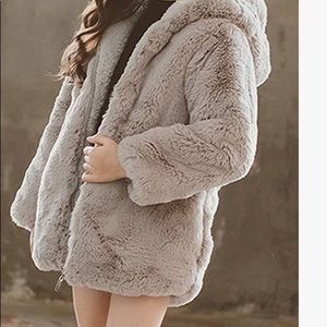 Girls Very soft size 8-9 coat